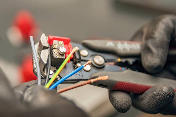 Best Commercial Electrician Services  in River Grove, IL